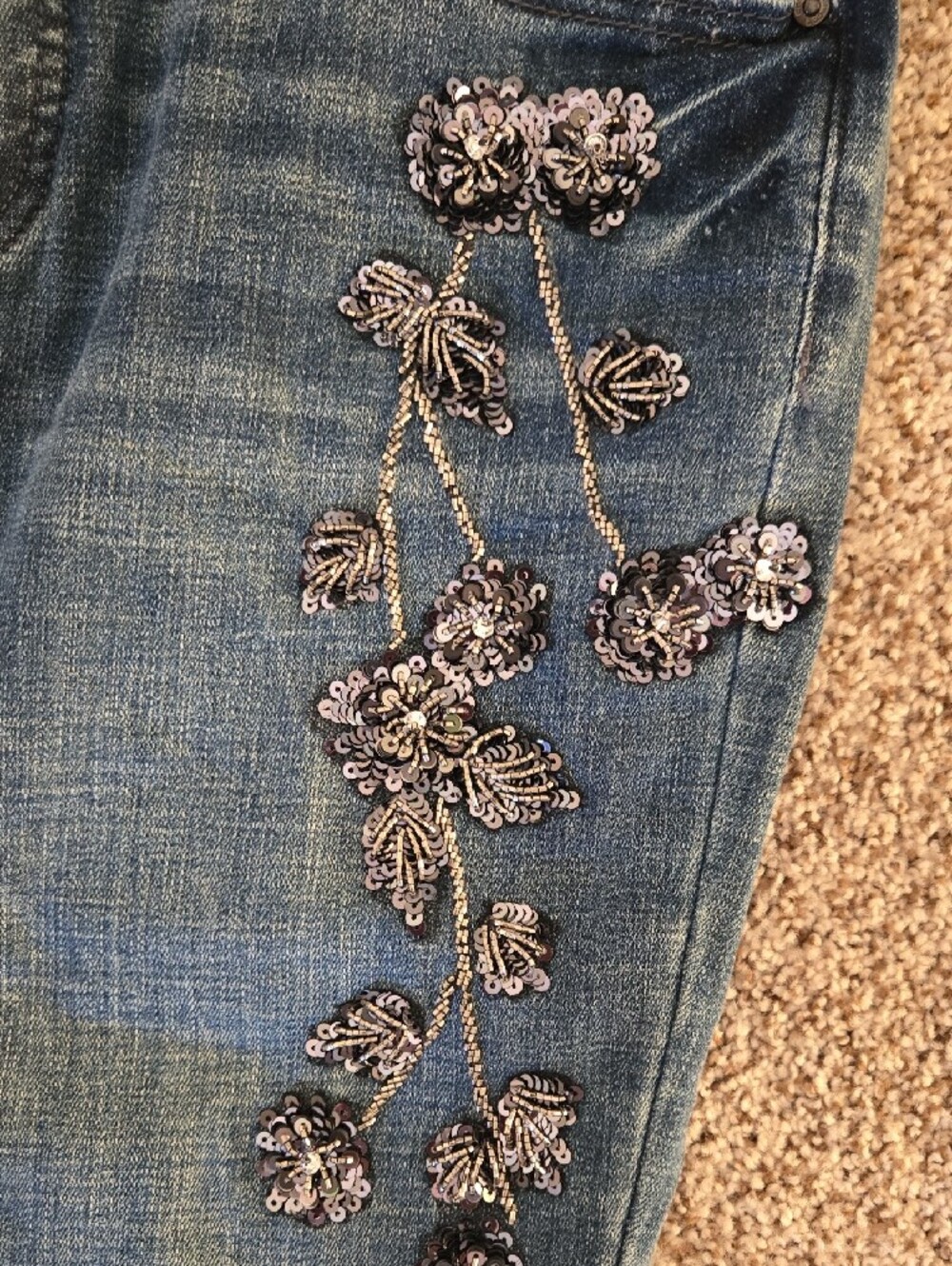 Chico's Blue Skinny Jeans with Floral Embellishment Sz 2 (00R) - Picture 2 of 7